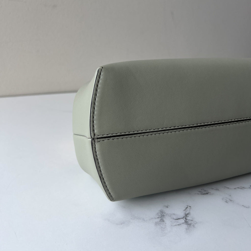 Fendi Fendi First Clutch