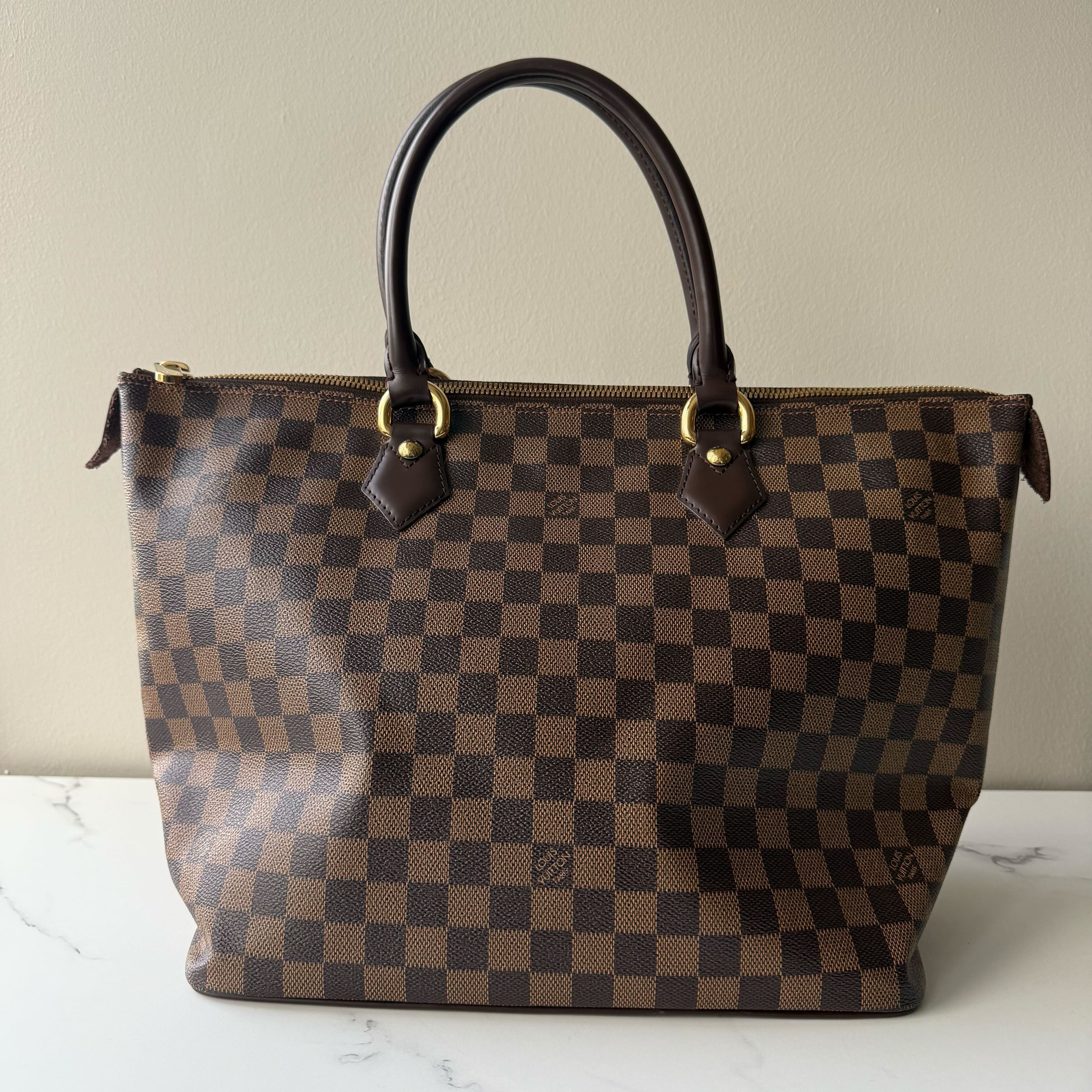Louis Vuitton Seleya