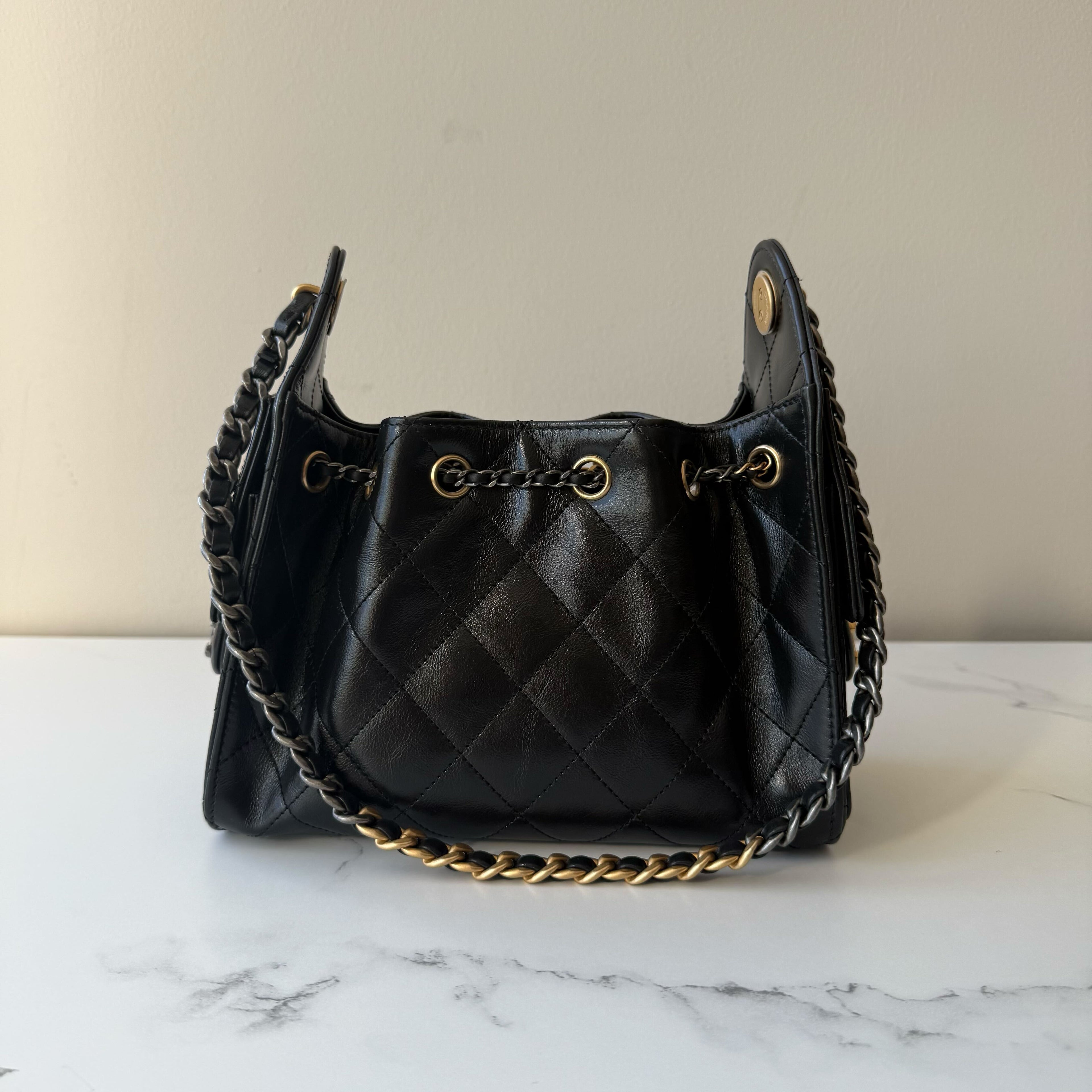 Chanel Mini 25