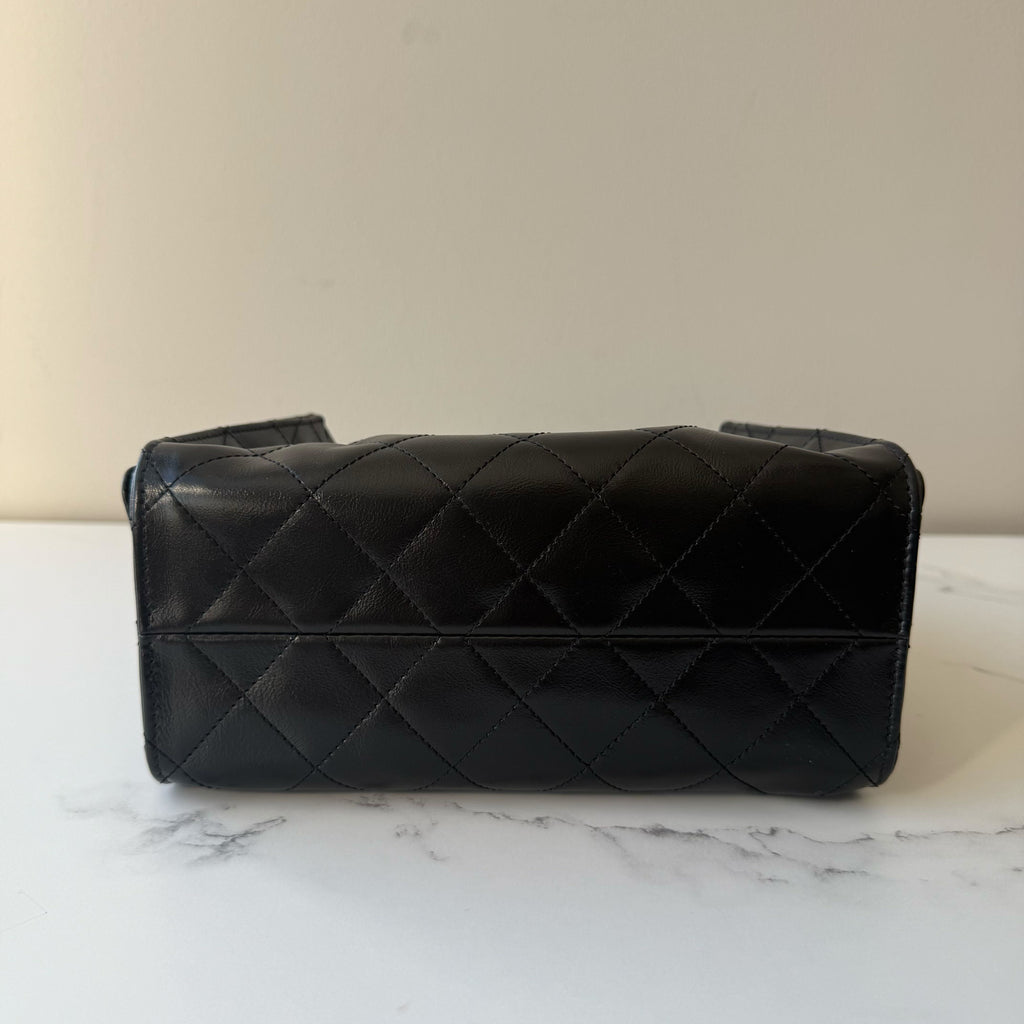 Chanel Mini 25