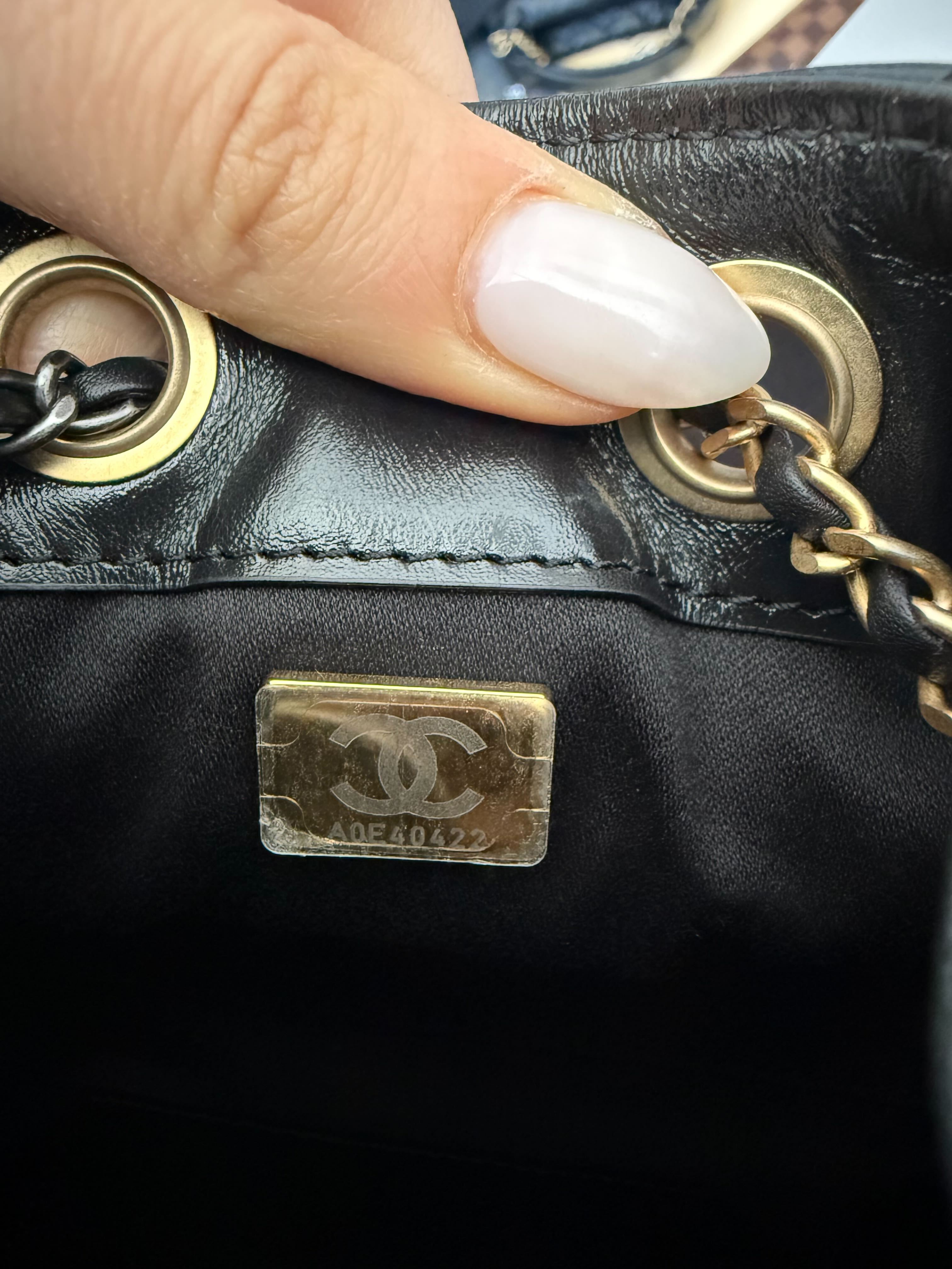 Chanel Mini 25