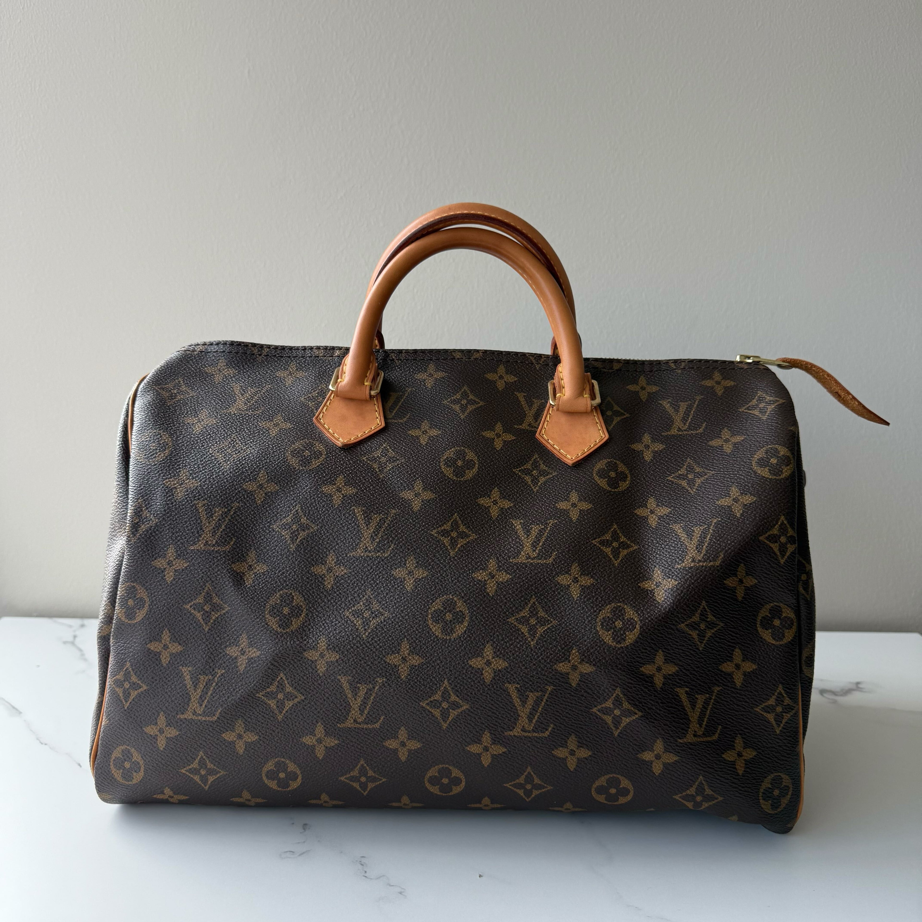 Louis Vuitton Speedy 35