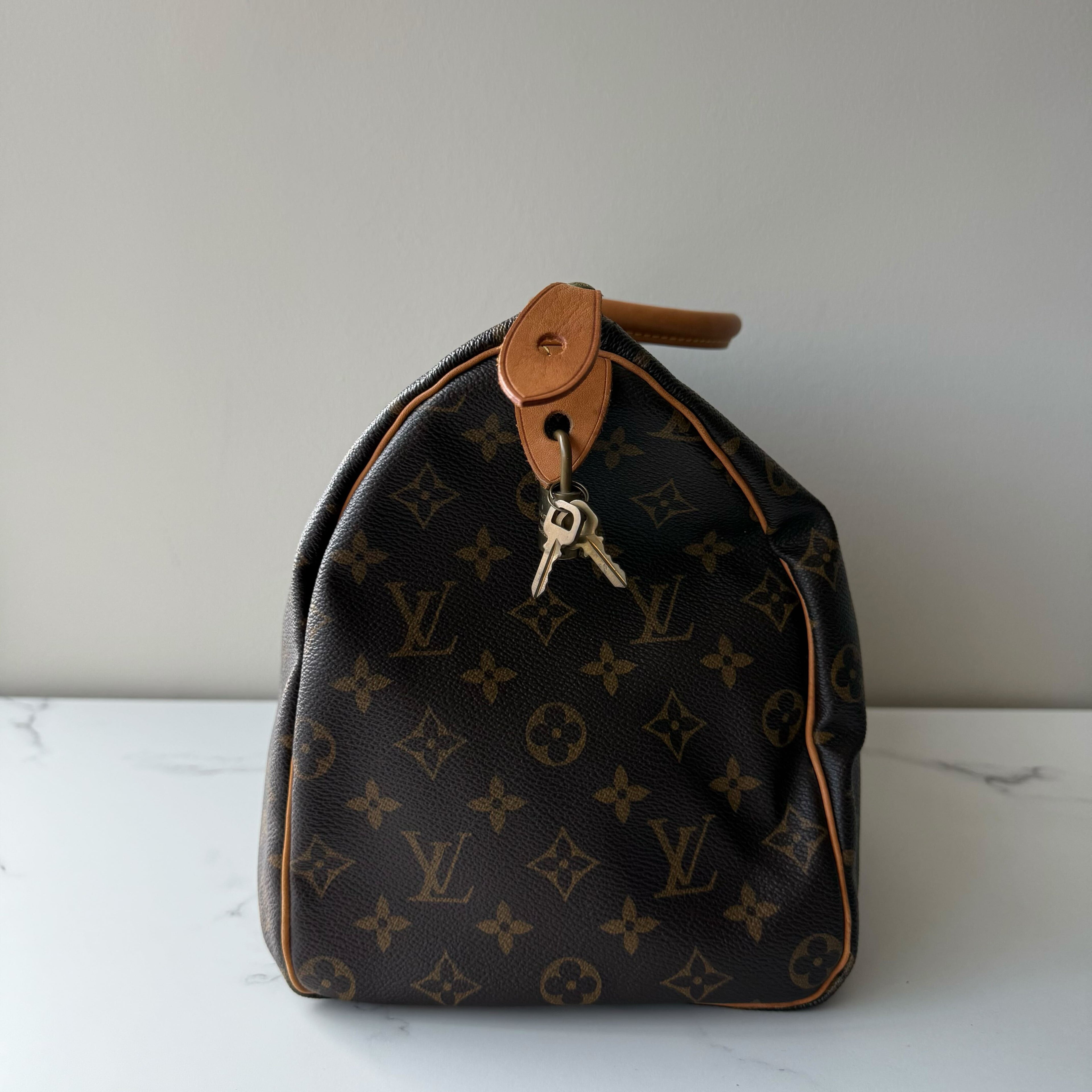 Louis Vuitton Speedy 35