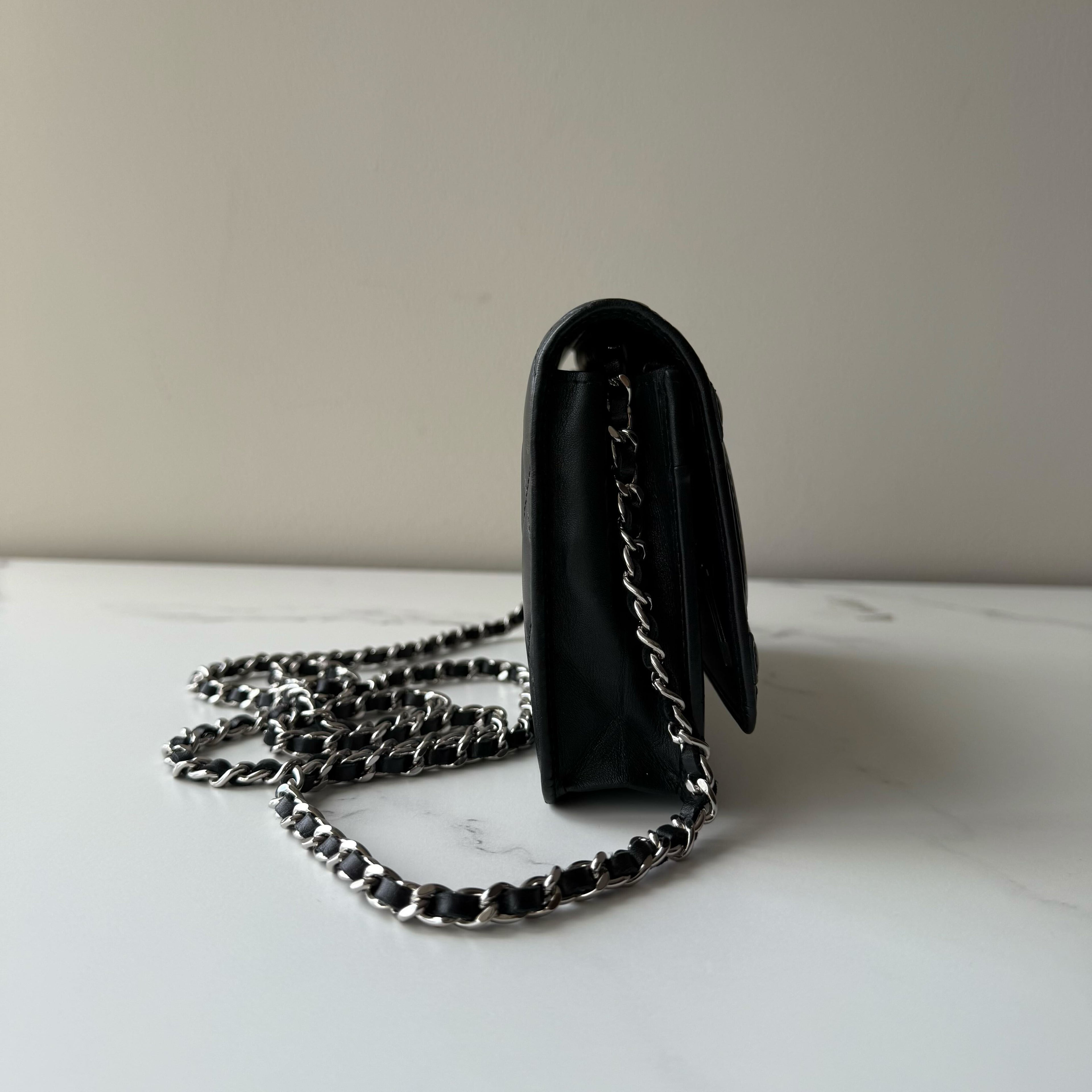 Chanel Wallet on Chain