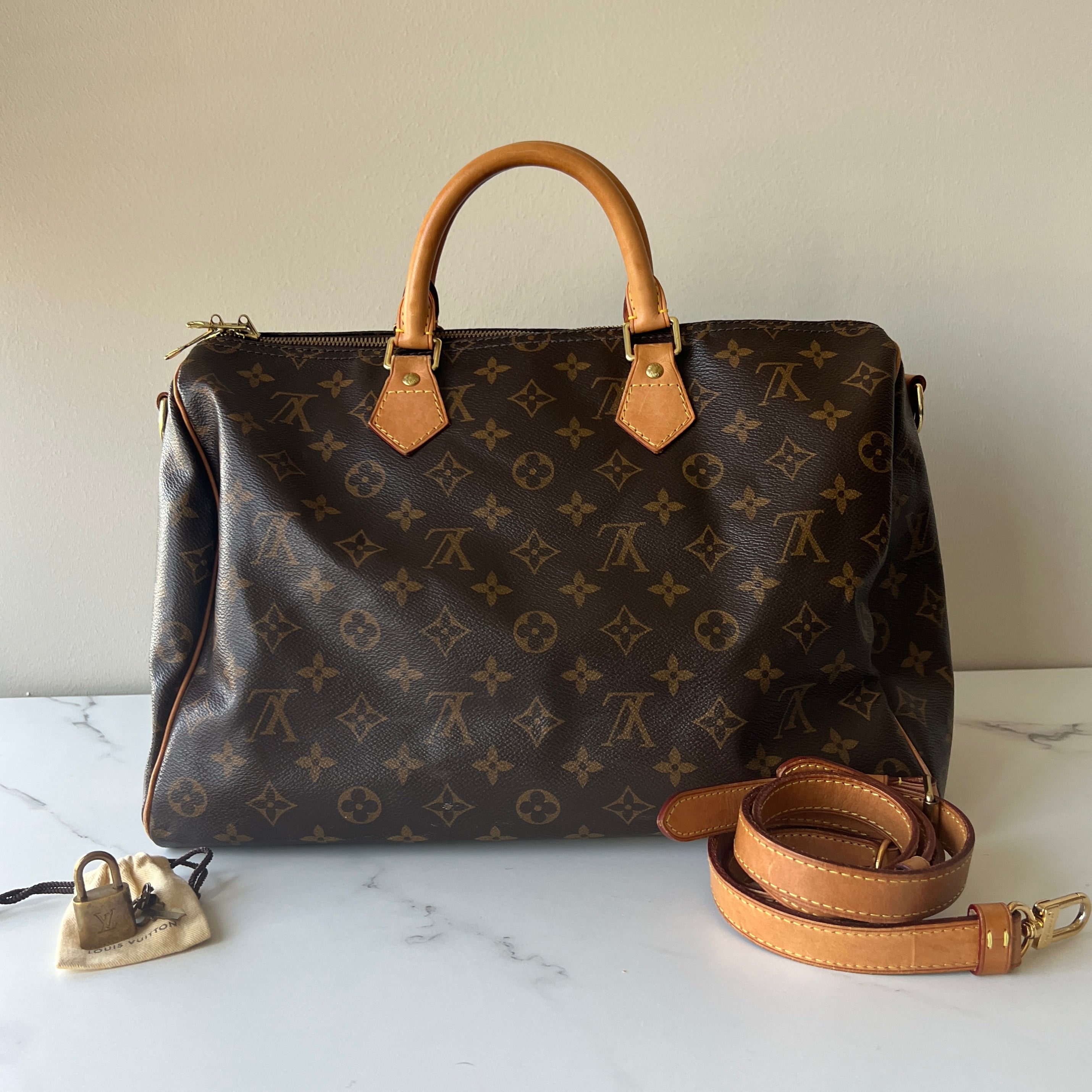 Louis Vuitton Speedy 35 Bandouliere