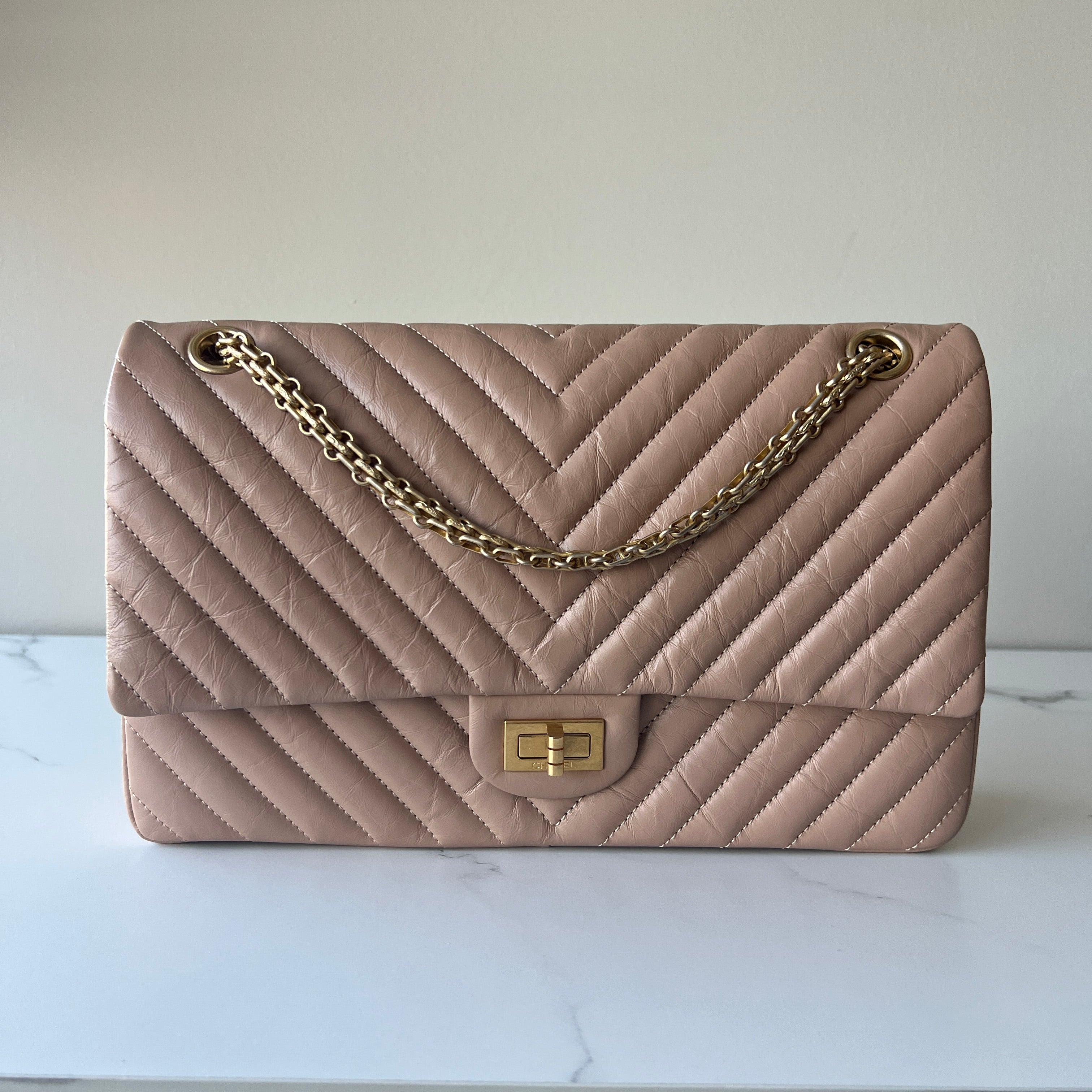Chanel Reissue 226