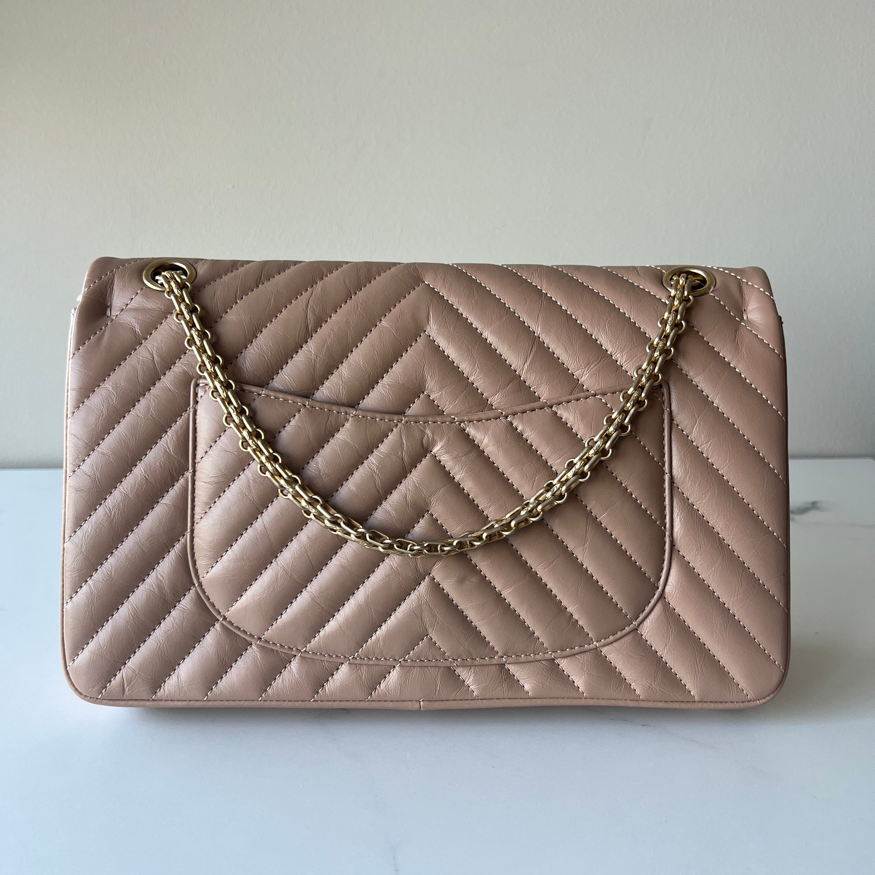 Chanel Reissue 226