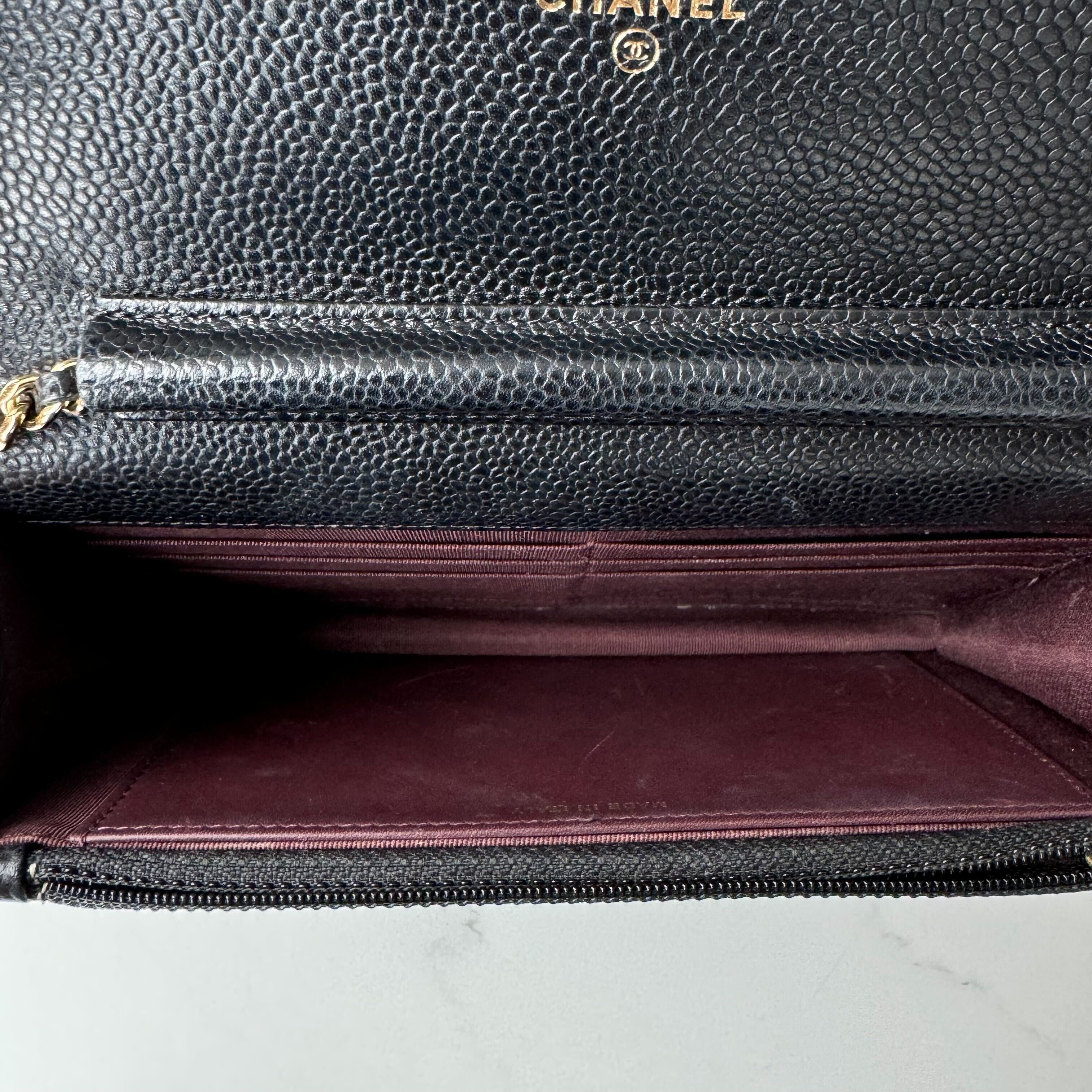 Chanel Wallet on Chain, WOC