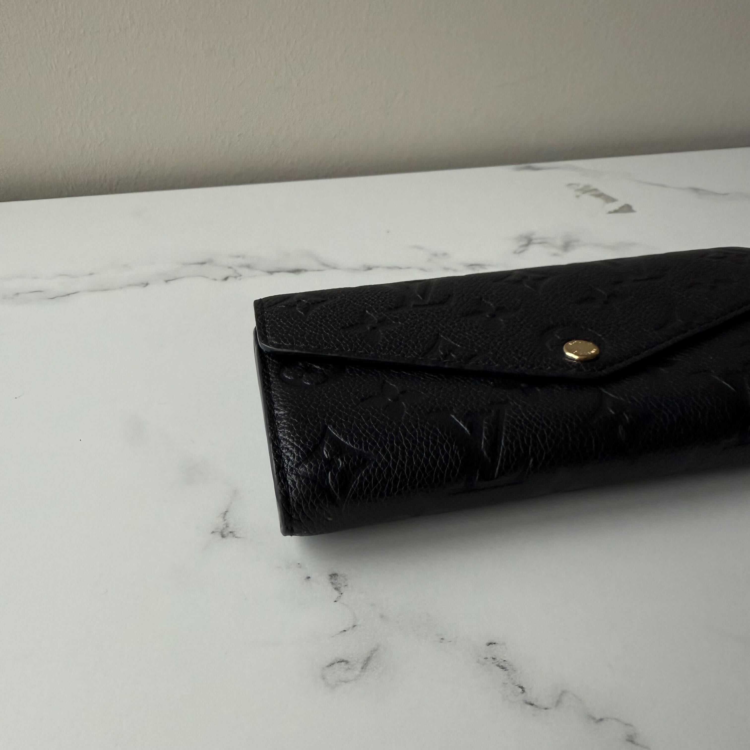 Louis Vuitton Sara Bi-fold Long Wallet