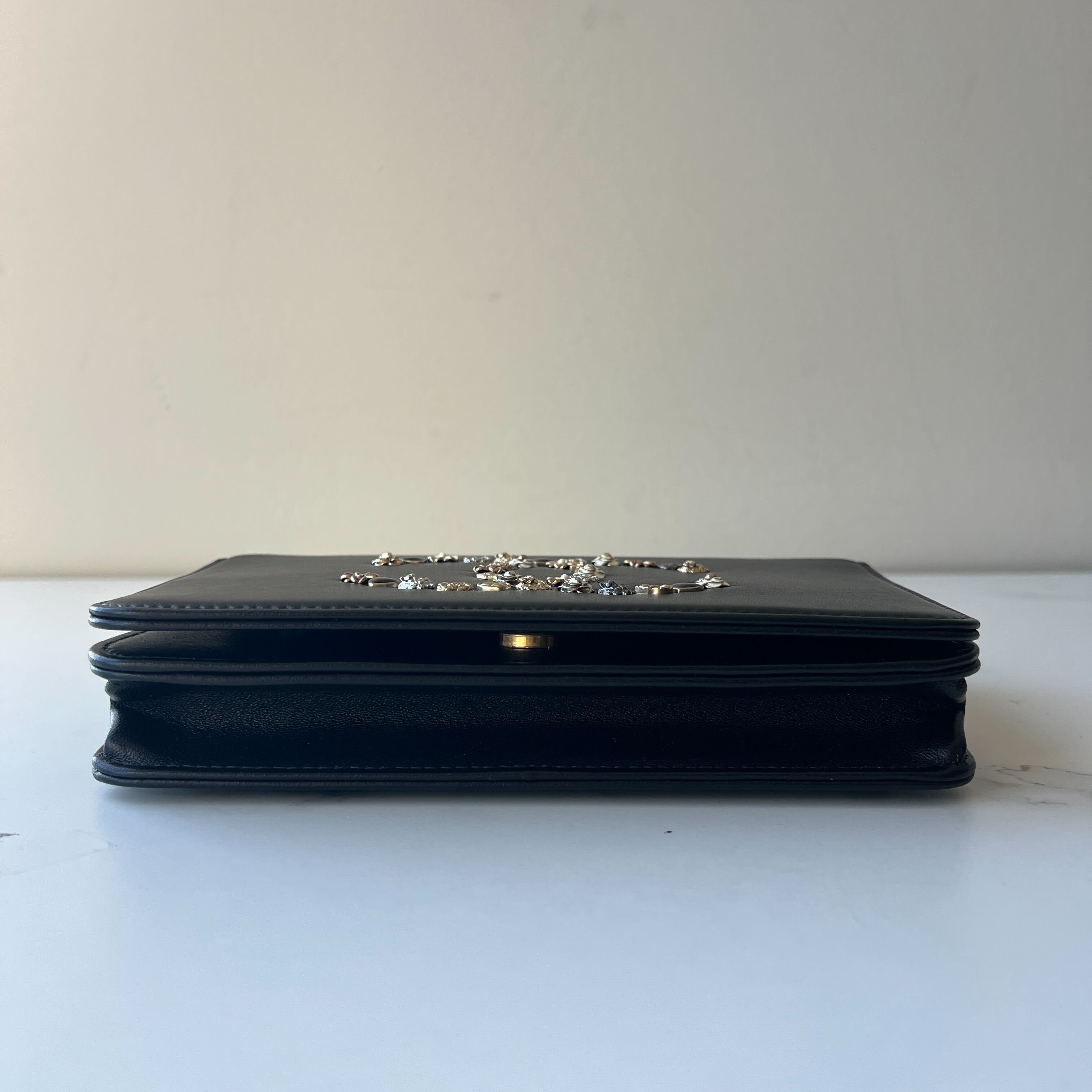 Chanel Wallet on Chain